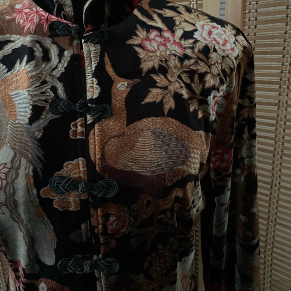 Clio velveteen tunic/long jacket w/beautiful Asian/Oriental/Chinoiserie graphics - Picture 5 of 16